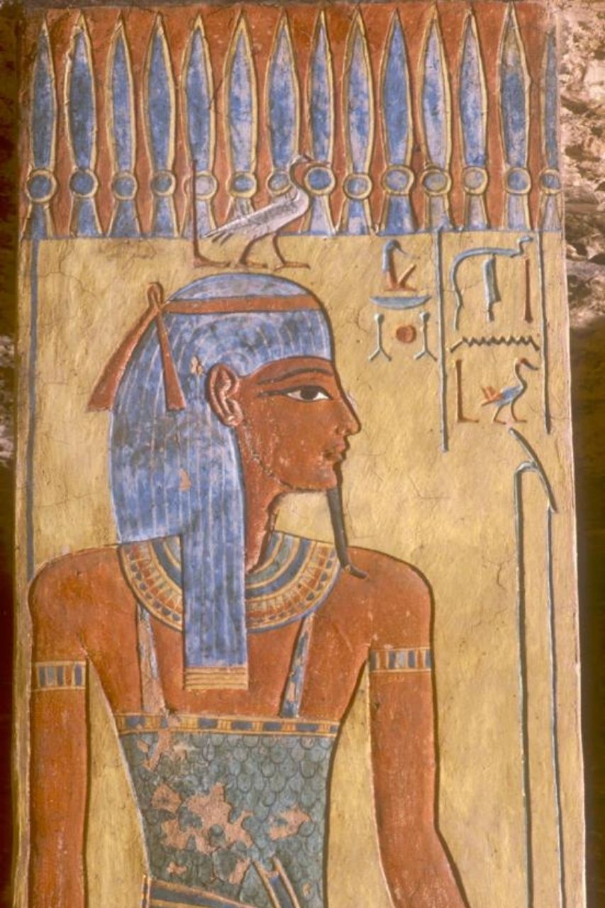 Geb with goose on his head