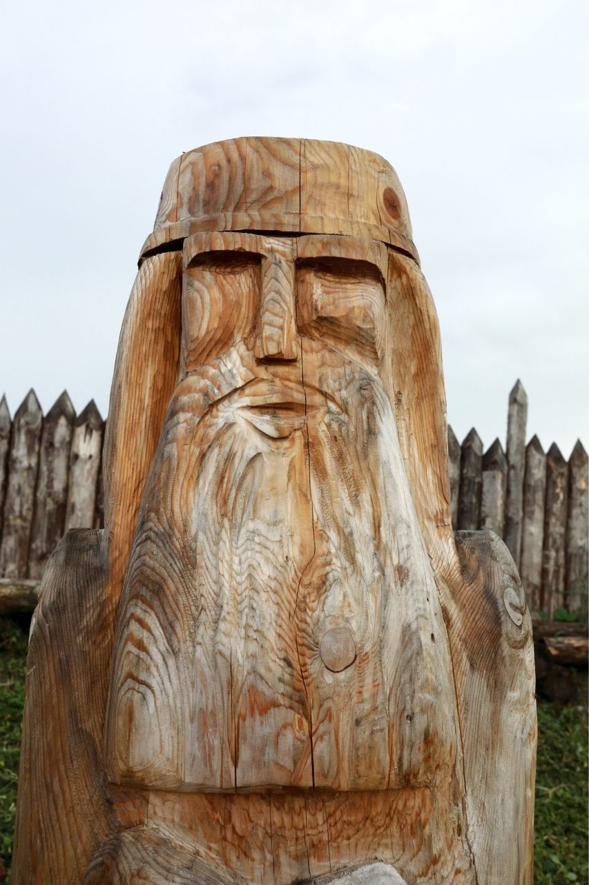 Odin statue