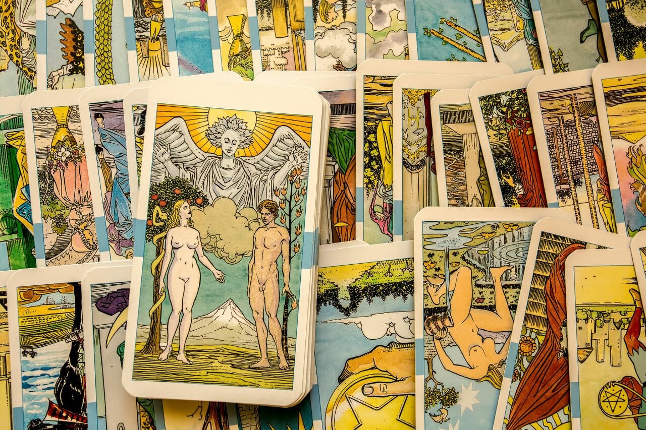 Fate vs Destiny - all you need to know about ancient literature