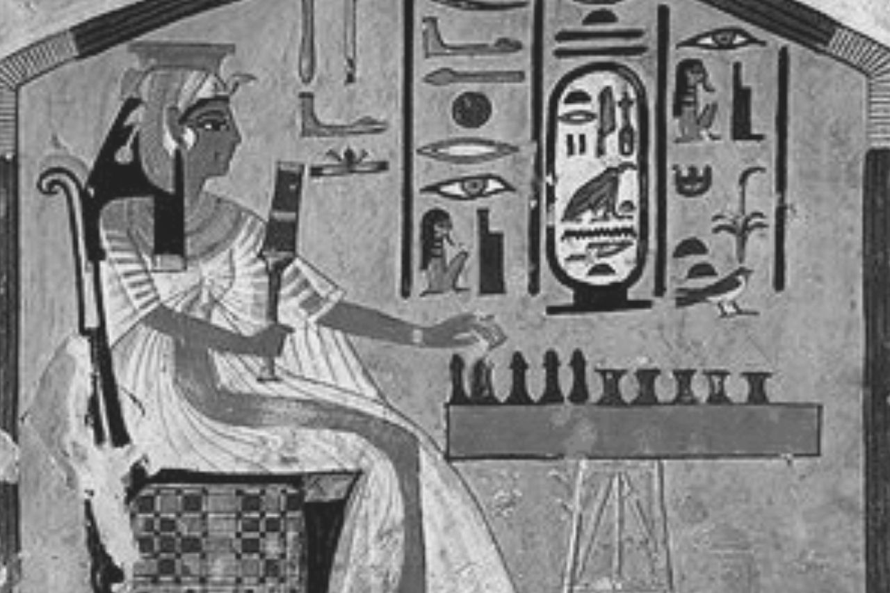 Nefertari playing Senet wall painting from Nefertari's tomb