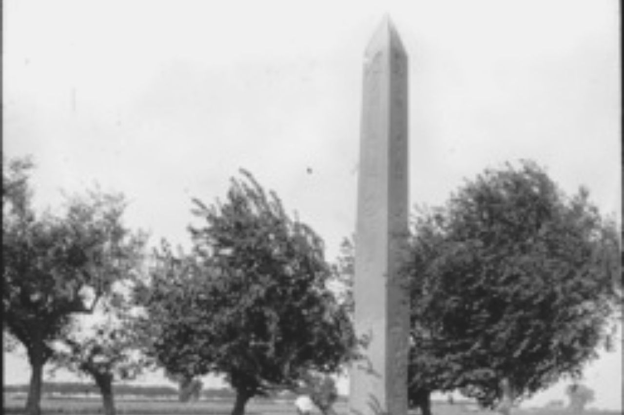 What Purpose Do the Obelisk of Senusret and Other Obelisks Serve Now?