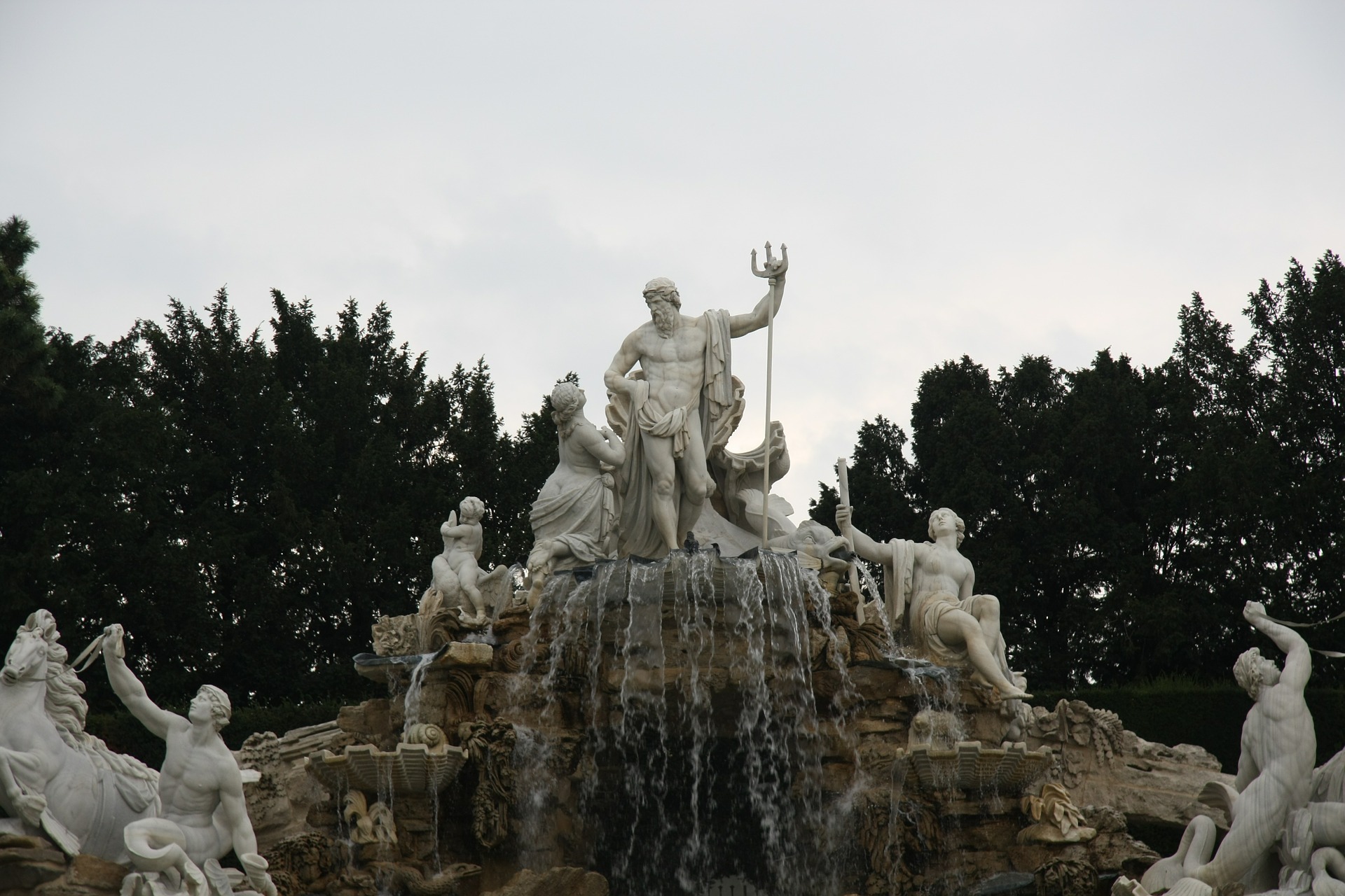 Fountain of Zeus - comparing Zeus and Odin